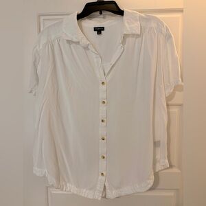 Torrid Women's Cream Button-Down Shirt